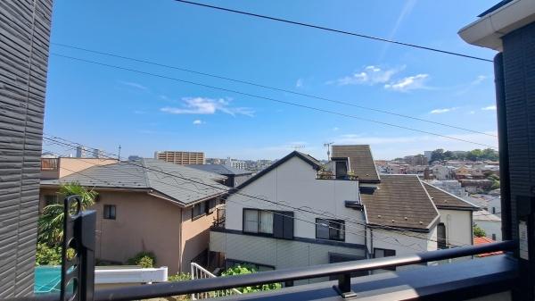 横浜市神奈川区栗田谷の中古一戸建て