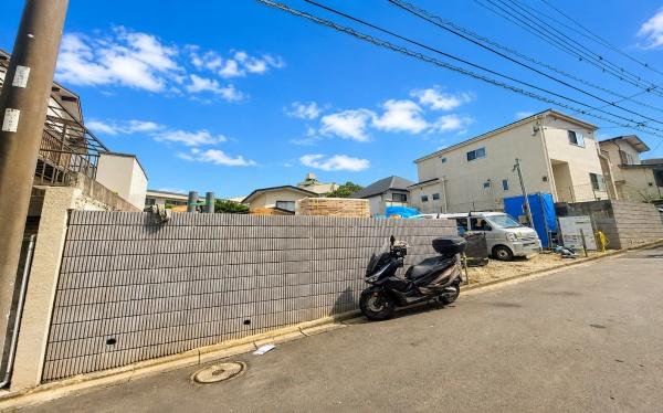 旭区中沢3丁目　全1棟