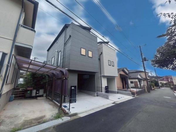 栄区本郷台3丁目　全2棟A棟
