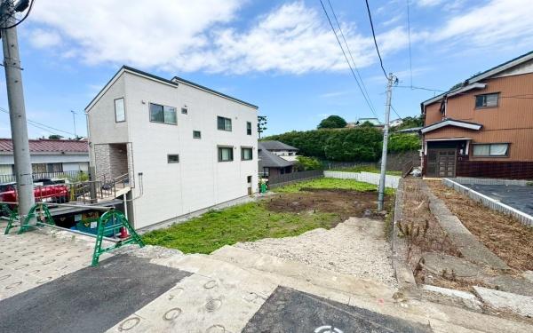 西区元久保町　全３棟２号棟