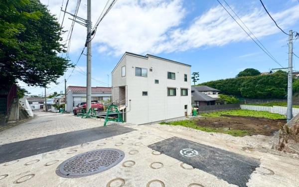西区元久保町　全３棟２号棟