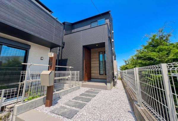 中区本郷町３丁目　全３棟３号棟