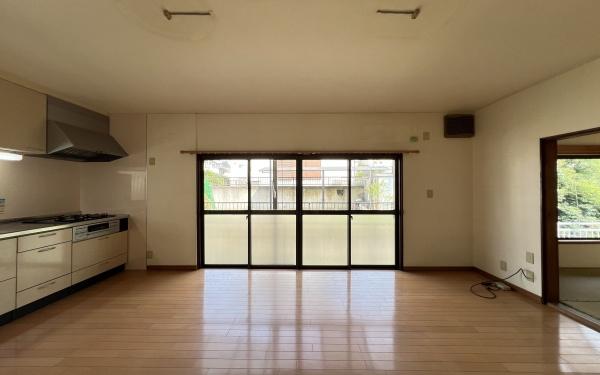 横浜市神奈川区菅田町の中古一戸建て
