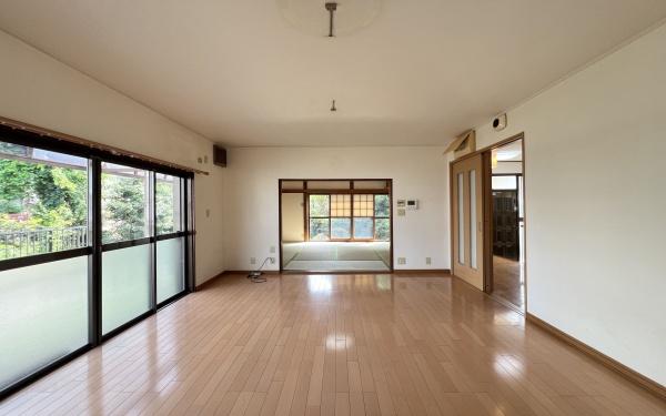 横浜市神奈川区菅田町の中古一戸建て