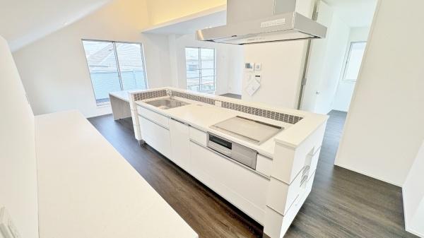 港北区下田町3丁目　全3棟A号棟