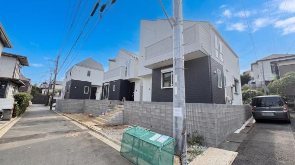 港北区下田町3丁目　全3棟B号棟