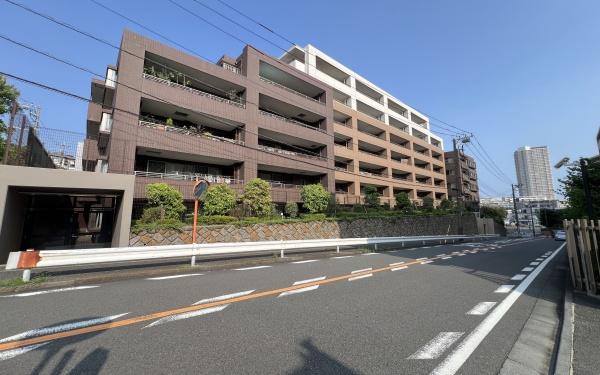 ライオンズ横濱アリーナヒル