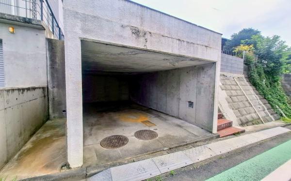 戸塚区名瀬町
