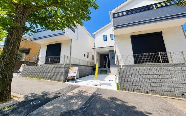 磯子区上中里町　全２棟Ａ号棟