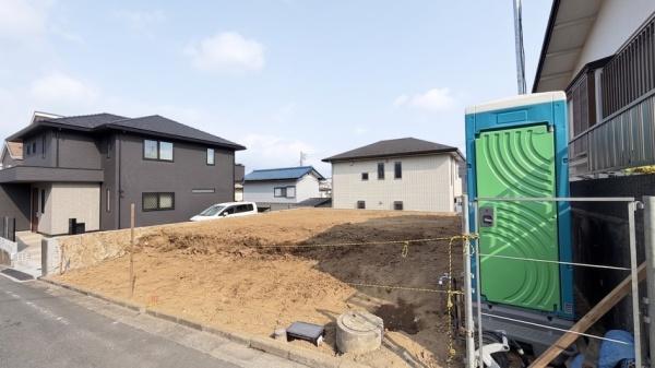 旭区市沢町　全1棟