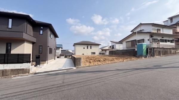 旭区市沢町　全1棟