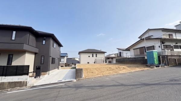 旭区市沢町　全1棟