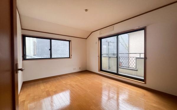 横浜市磯子区森５丁目の中古一戸建て