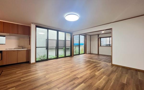 横浜市磯子区森５丁目の中古一戸建て