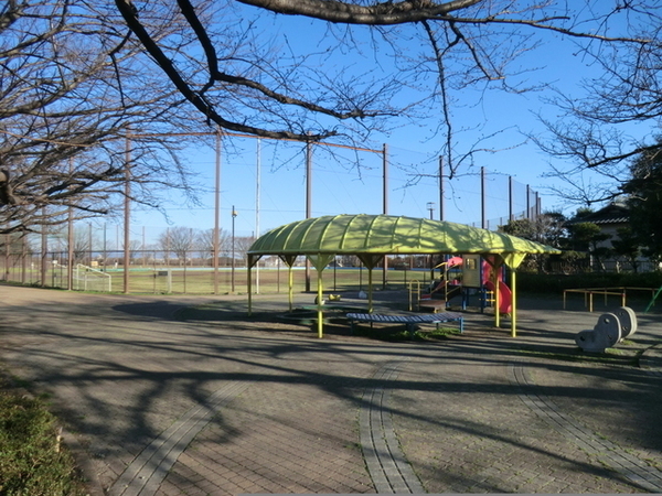 戸塚区東俣野町(東俣野中央公園)