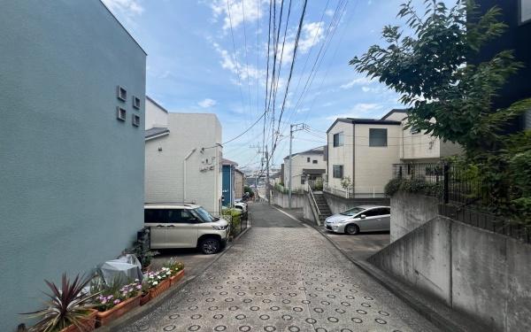 横浜市磯子区森５丁目の中古一戸建て