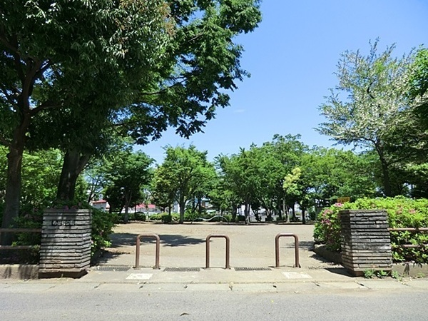 平塚市第1黒部丘　全２棟２号棟(西中町公園)