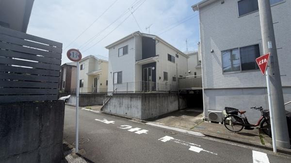 横浜市磯子区栗木３丁目の中古一戸建て