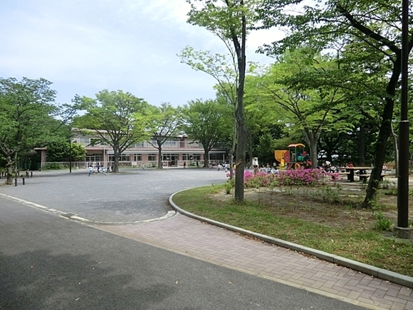 横浜市中区本牧元町の中古一戸建て(高風保育園)