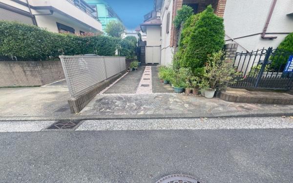 金沢区富岡西６丁目