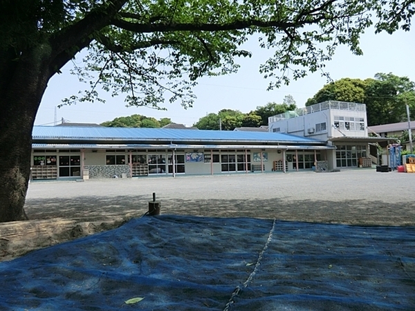 ライオンズヒルズ本郷台伍番館(やまゆり幼稚園)