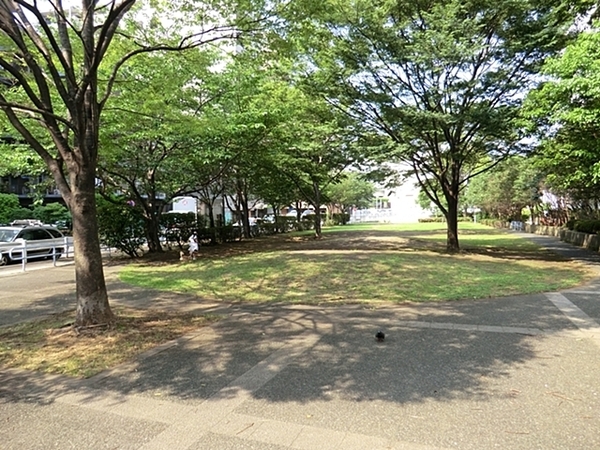 クリオ横浜西口弐番館(新田間川緑地)