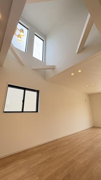 磯子区洋光台4丁目　全2棟1号棟