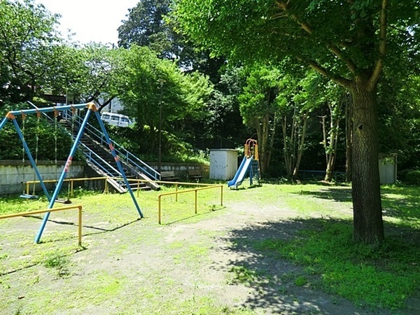 瀬谷区三ツ境(三ツ境東原公園)