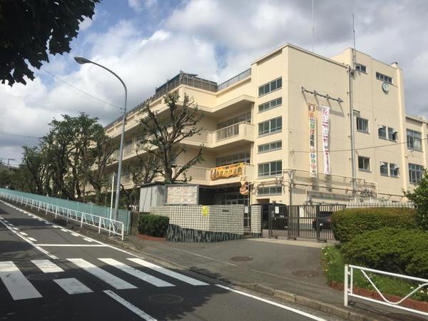 南区六ツ川２丁目(横浜市立六ツ川中学校)