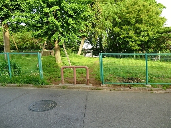 ジュエリアス横浜新子安(神之木台公園)