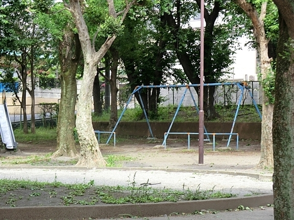 藤沢市柄沢　全1棟(柄沢公園)