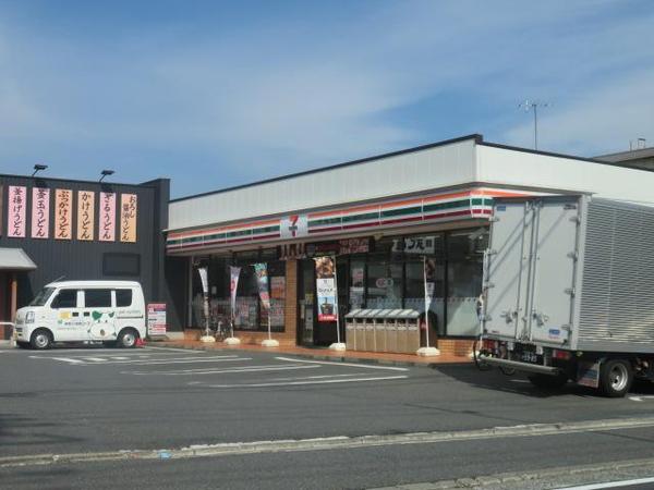 ヴィルレーヴ鷺沼(セブンイレブン川崎馬絹南店)