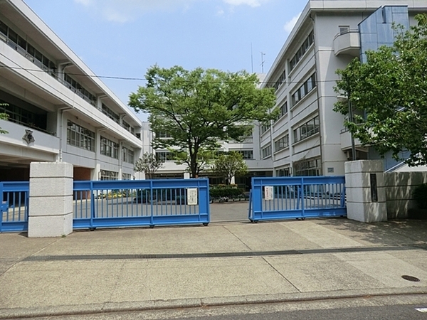 鎌倉市腰越の土地(鎌倉市立手広中学校)