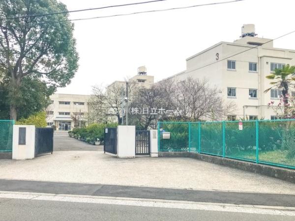横浜市金沢区釜利谷東４丁目の土地(横浜市立金沢中学校)