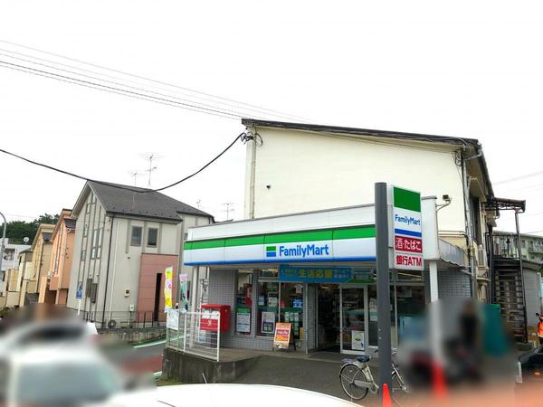 緑区鴨居町　全5棟1号棟(ファミリーマート竹山団地店)