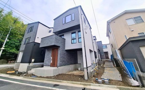 緑区鴨居町　全5棟4号棟