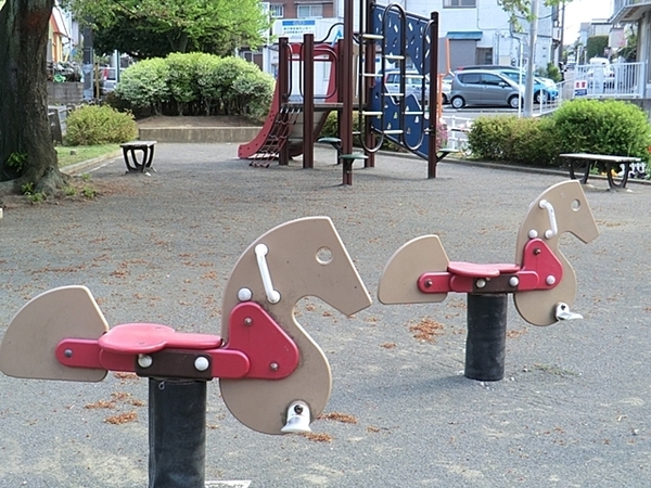 横浜市戸塚区上倉田町の土地(舞岡第三公園)