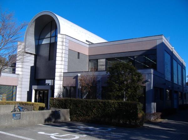 横浜市旭区白根６丁目の土地(横浜市旭図書館)