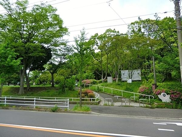 公安区日野中央３丁目　全２棟１号棟(洋光台西公園)