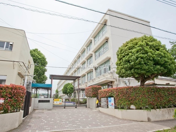 港北区新吉田東5丁目　全2棟2号棟(横浜市立新吉田小学校)
