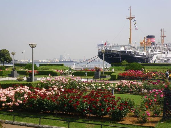 グランドステージ海岸通り(山下公園)