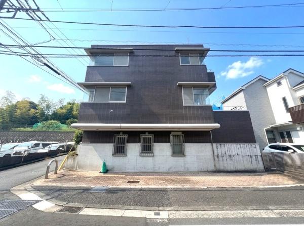 港北区富士塚1丁目　戸建て