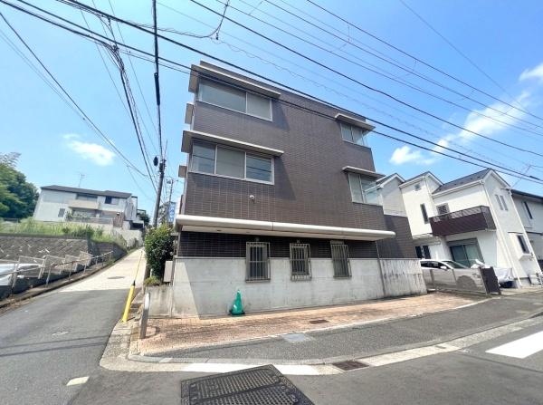 港北区富士塚1丁目　戸建て