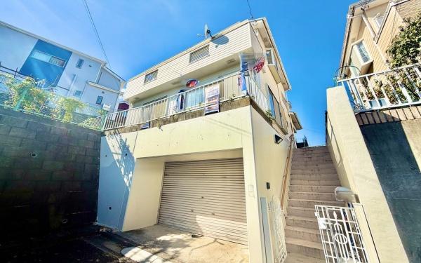 緑区青砥町　戸建て