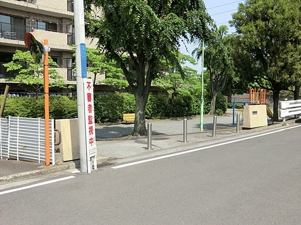 東急ドエル・横浜ヒルサイドガーデン参番館(法泉１丁目公園)