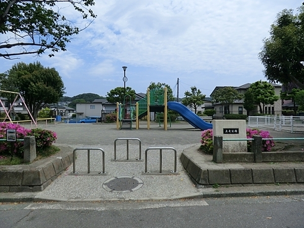 栄区上之町(上之公園)