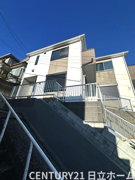 金沢区富岡西４丁目　全２棟Ａ号棟