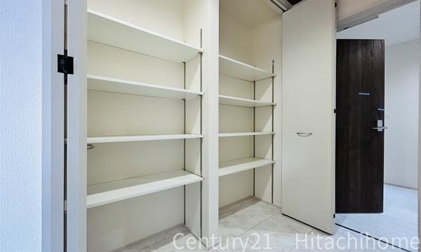 旭区三反田町　全１棟