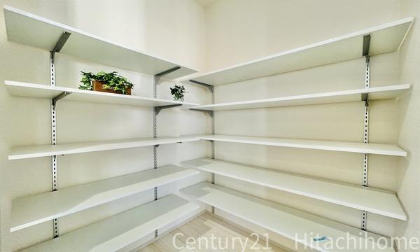 旭区三反田町　全１棟