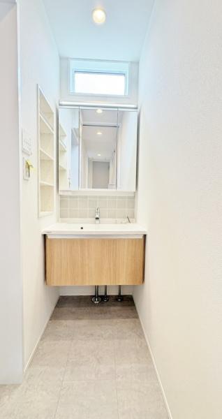 綾瀬市寺尾西　全1棟